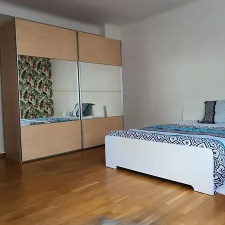 Quarto em Acomodações Particulares Vivacity *